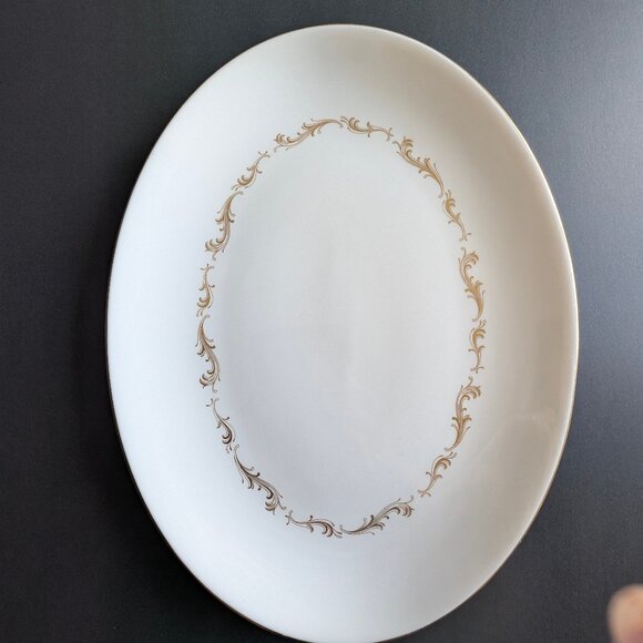 Royal Doulton French Provincial Platter H4945 - Picture 9 of 10